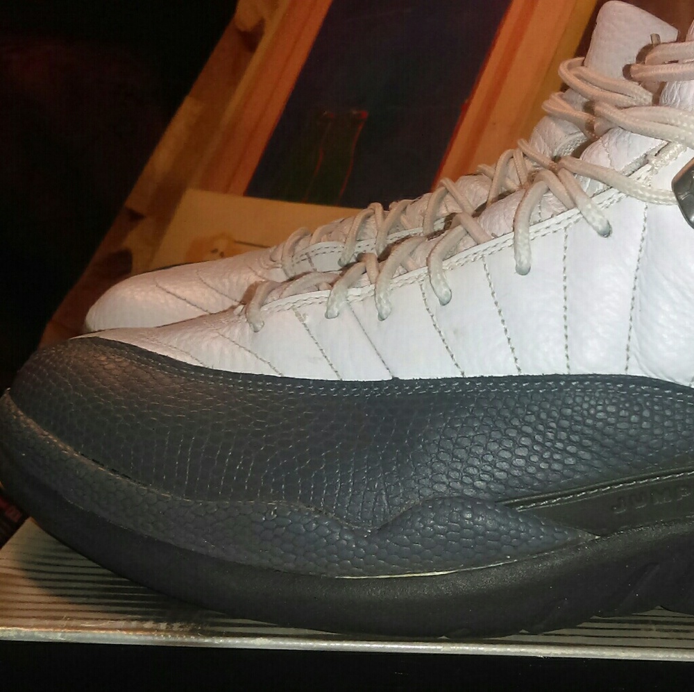 Jordan retro 12s