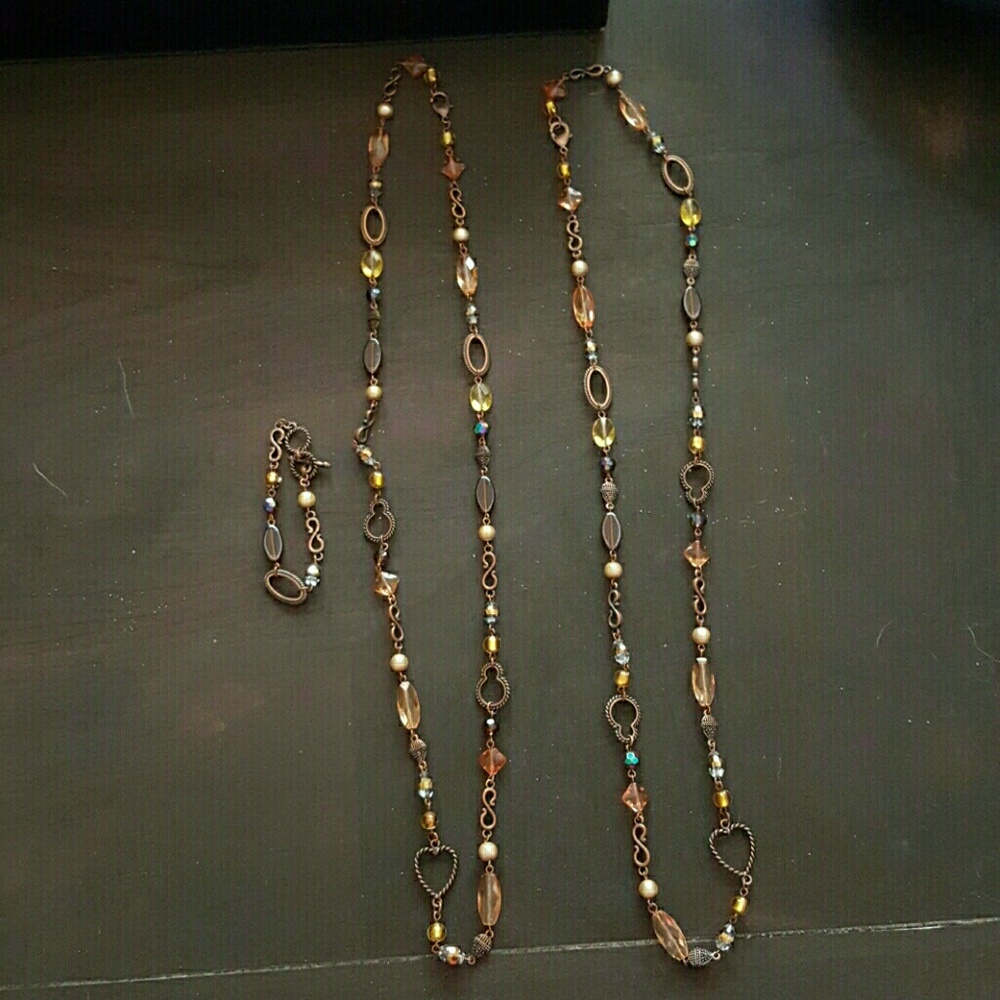 Necklace and bracelet set