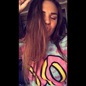 Meet your Posher, Lydia