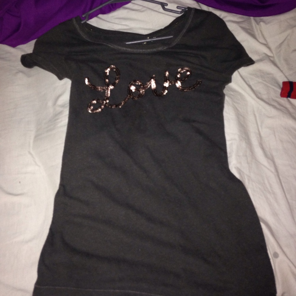 Shirts - Picture 3 of 5