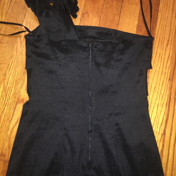 One shoulder little black dress - Picture 3 of 3