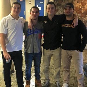 Meet your Posher, Alex