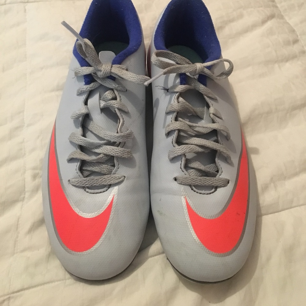 Nike women's mercurial soccer cleats