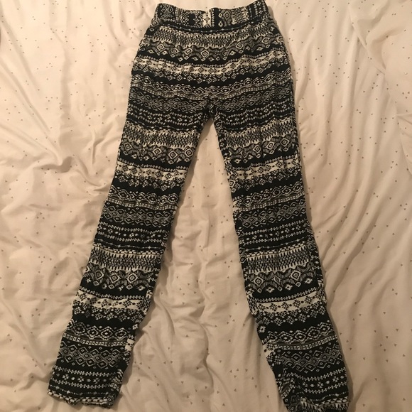 H&M Pants - Picture 2 of 3