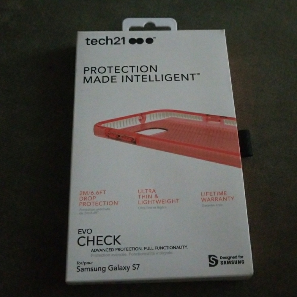 Tech 21 Samsung galaxy 7 pink phone case