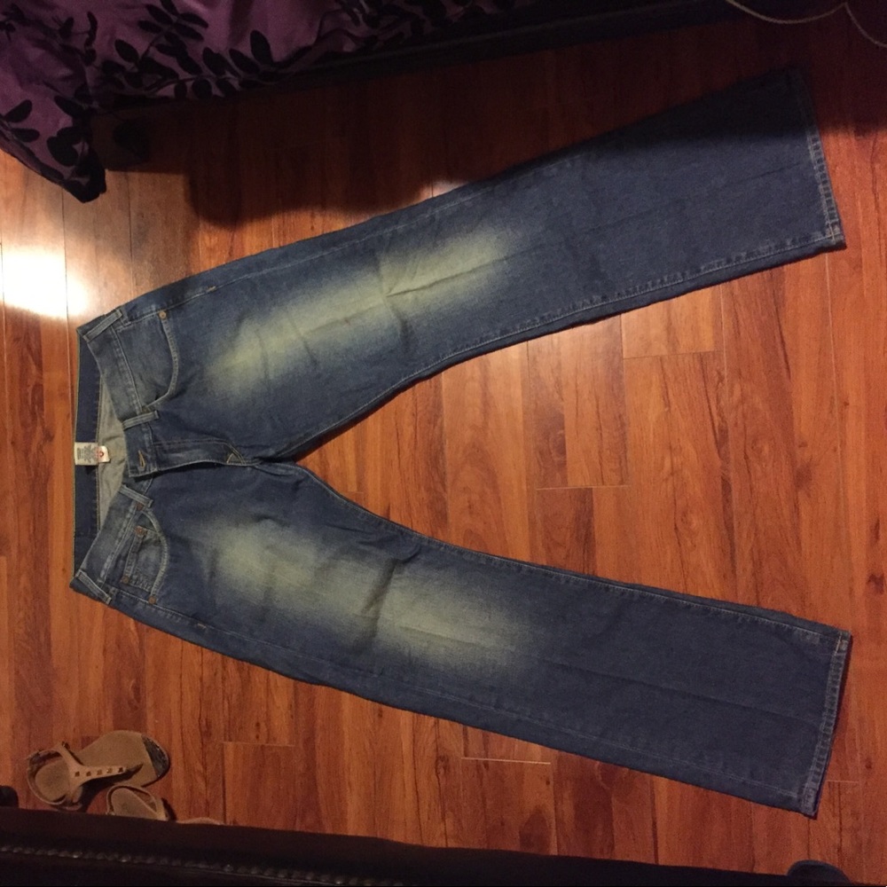 Men's straight leg true religion denim