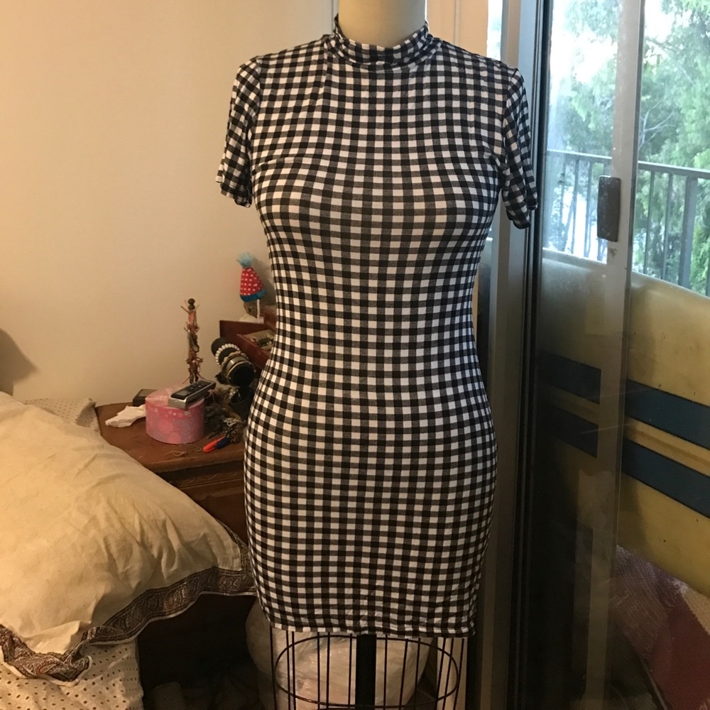 PrettyLittleThings dingham/checkered mini dress