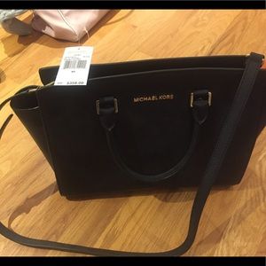 NWT Michael kohrs large satchel