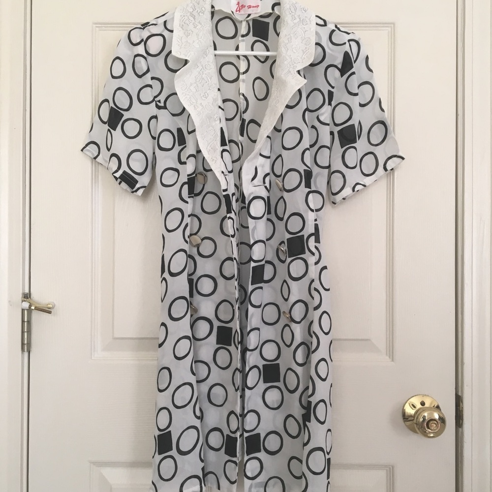 GEOMETRIC PRINT COVER-UP
