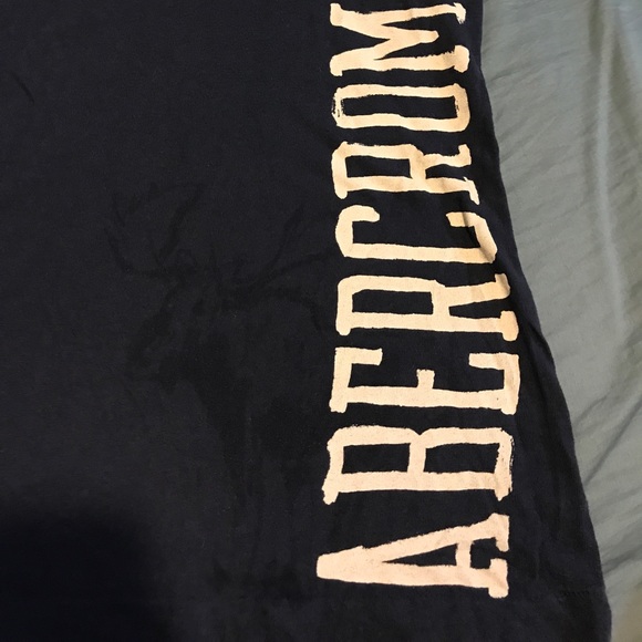Y2K Vintage Abercrombie and Fitch Tee tshirt - Picture 2 of 4
