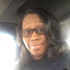 Meet your Posher, Ayana