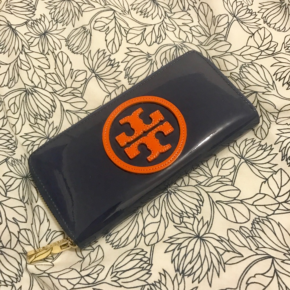Tory Burch patent leather wallet!