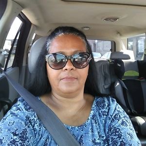 Meet your Posher, Aleida