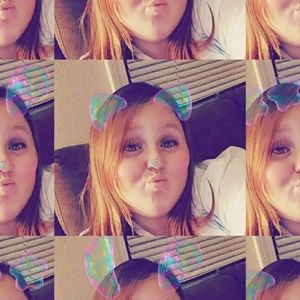 Meet your Posher, Holly