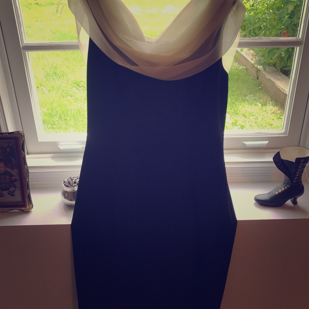 Ann Taylor Cocktail Dress * RESERVED til 8/29*