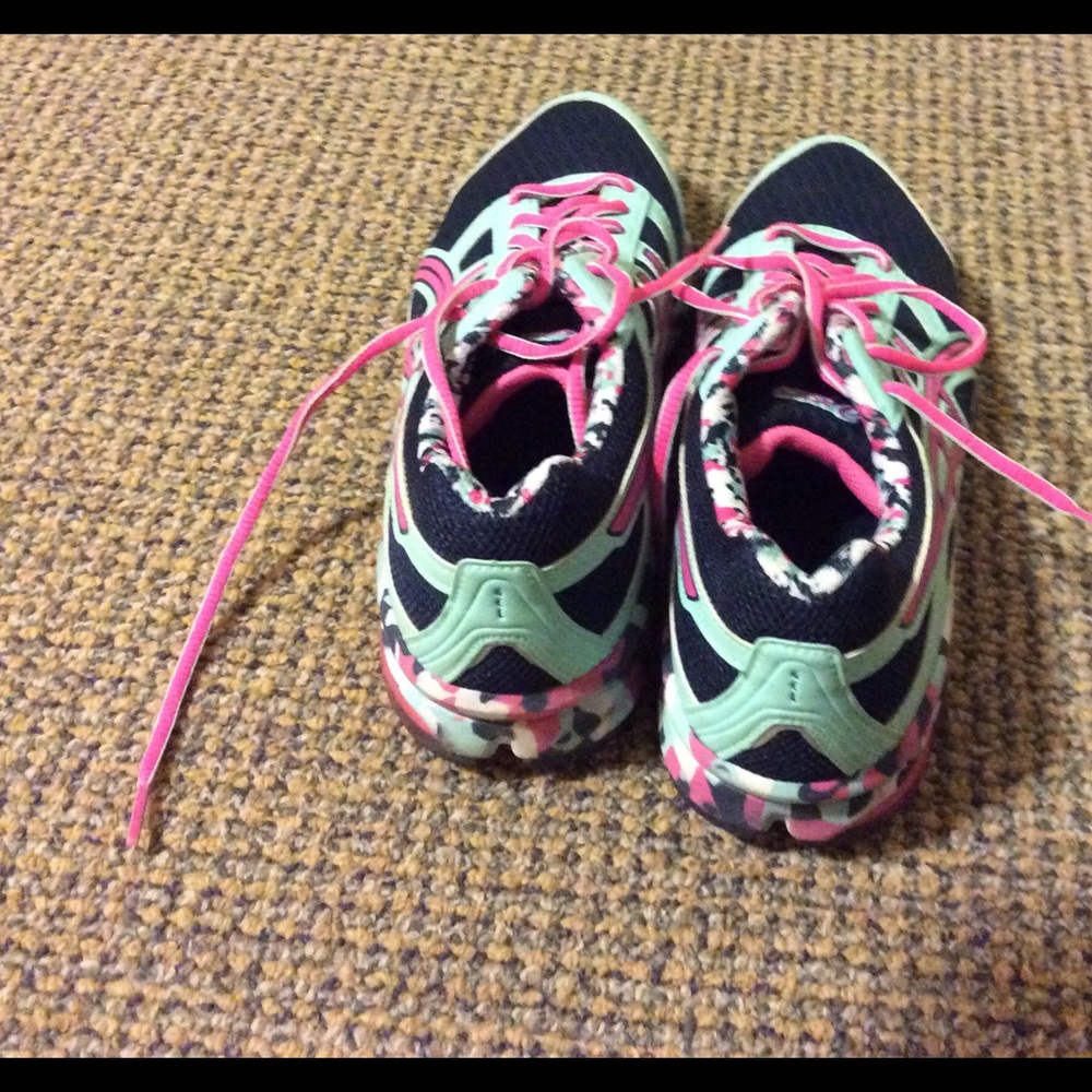 Asics cross trainers size 8.5M women's