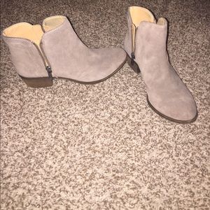 Lucky Brand Breah Gray Bootie (Worn Once)