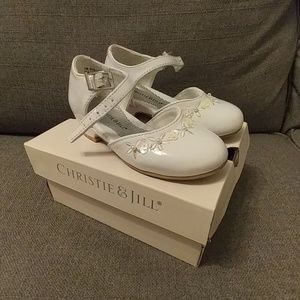 Christie & Jill Little girl shoes size 7