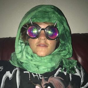 Meet your Posher, Tanner