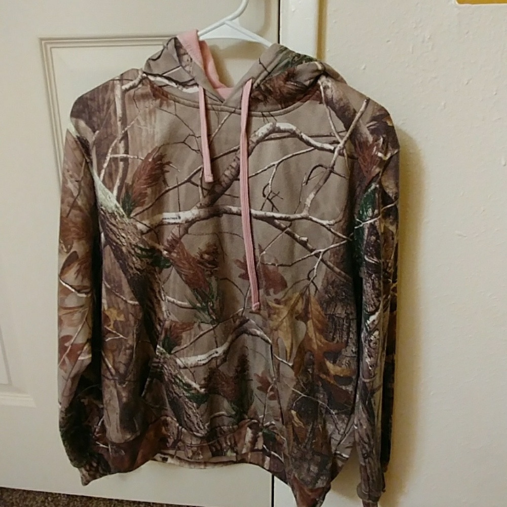 Camo and pink sweatshirt