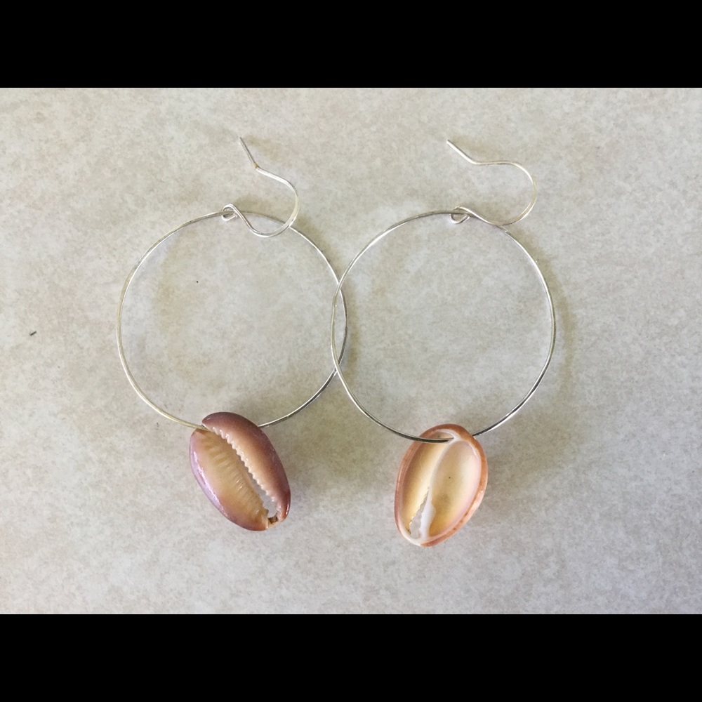 Shell hoop earrings silver