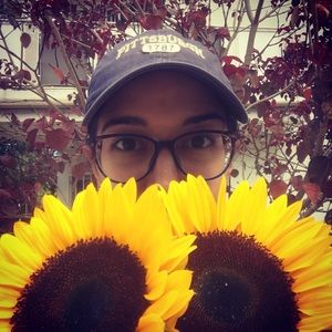 Meet your Posher, Angela