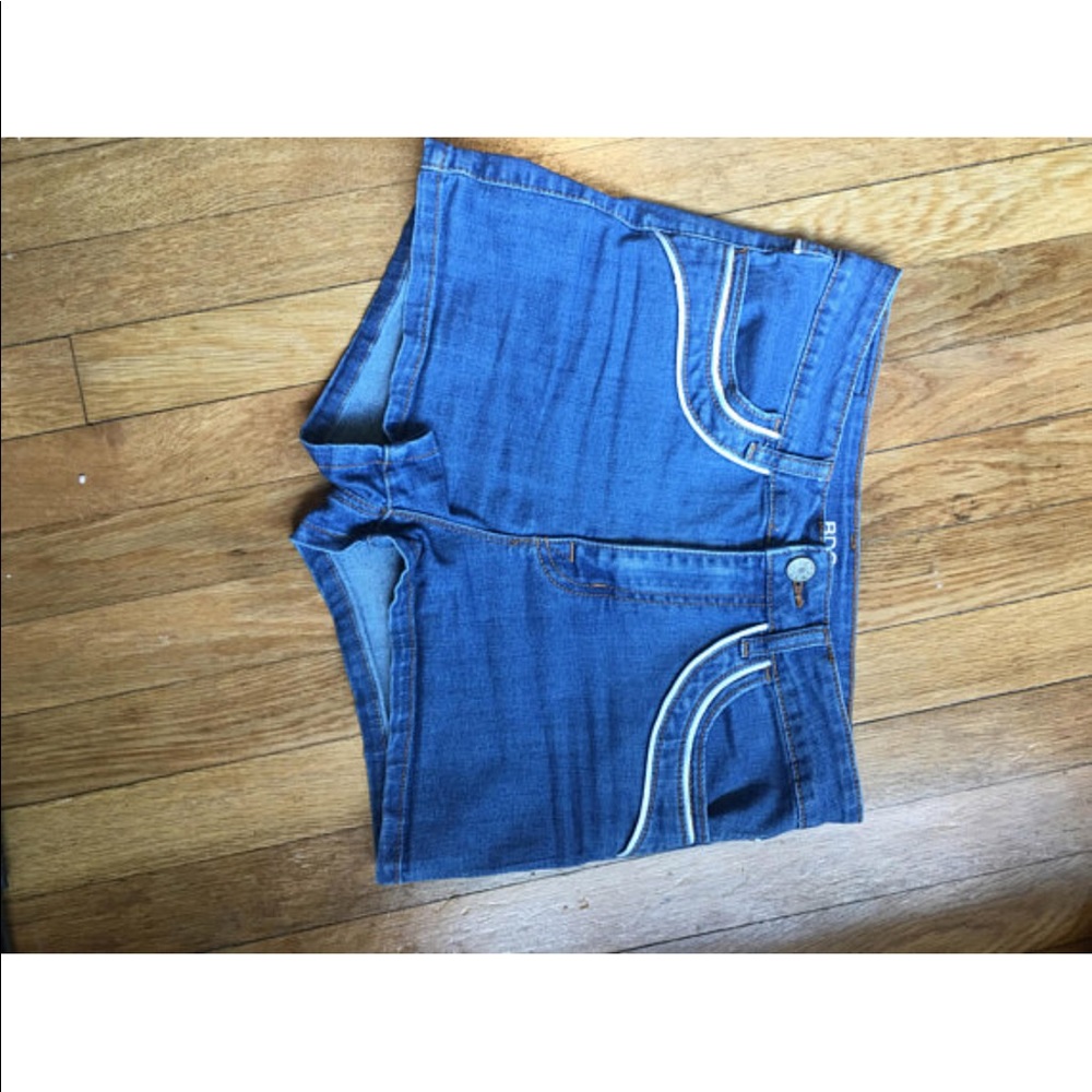 BDG High Rise Erin shorts