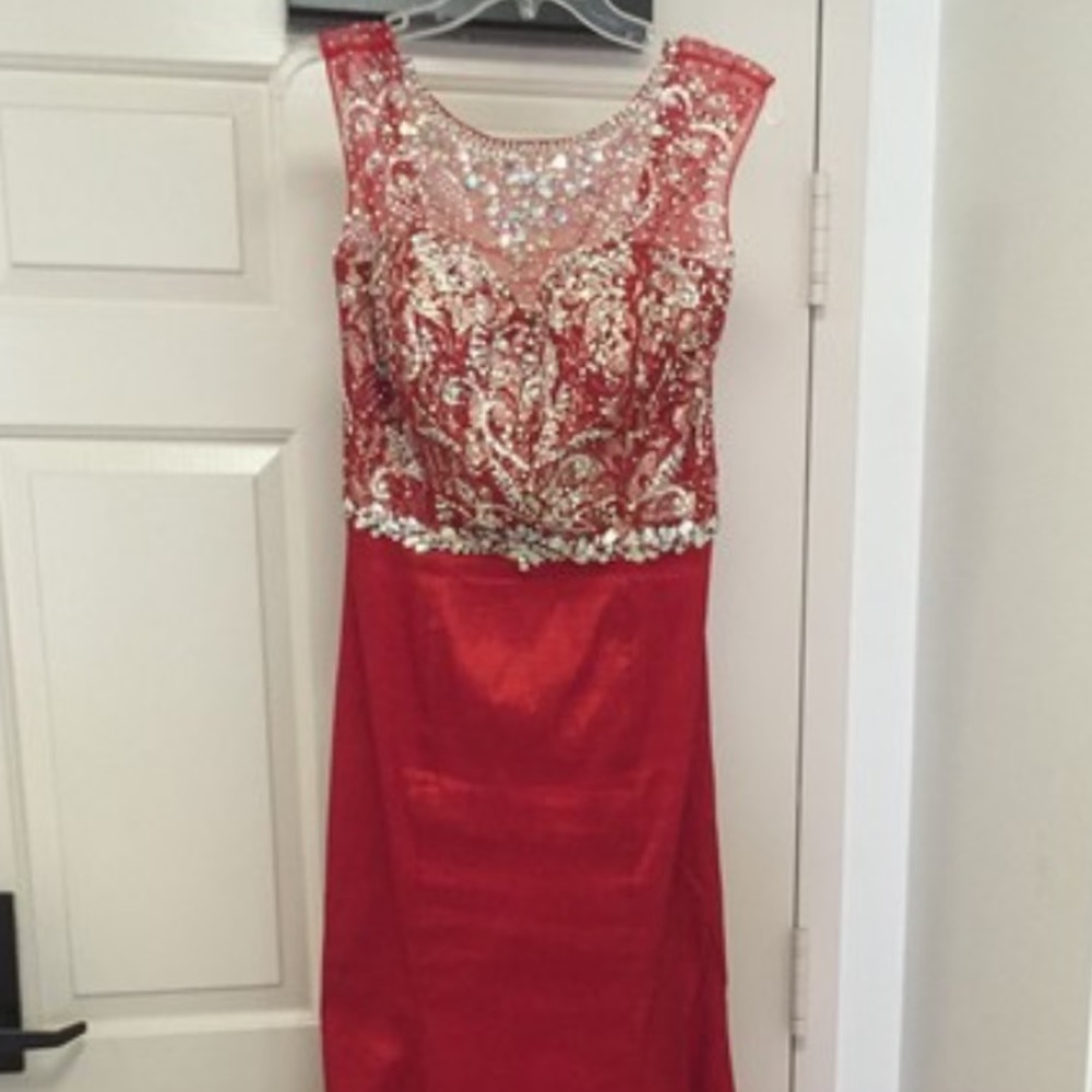 Red Evening dress
