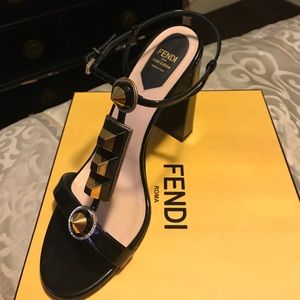 Fendi Shoes size 10