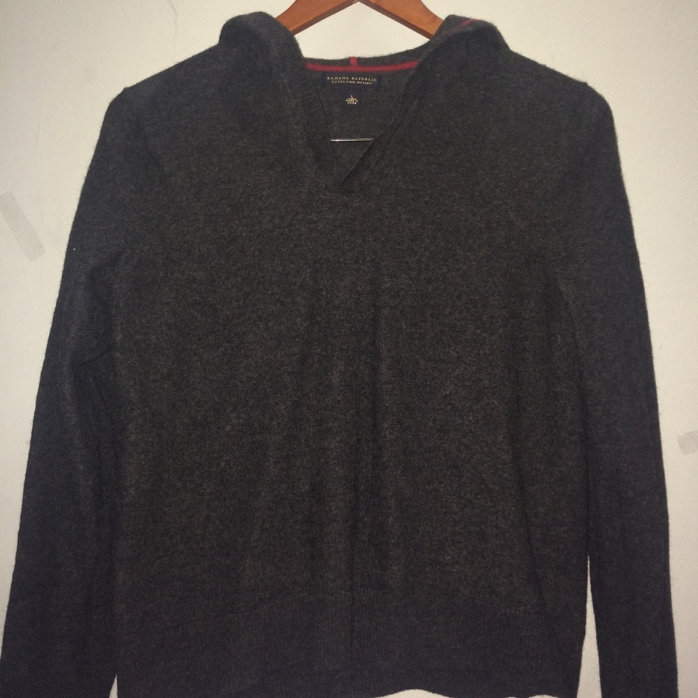Banana republic gray sweater