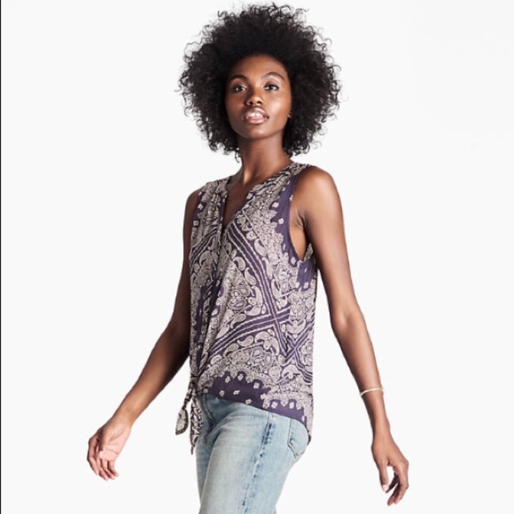 Paisley Front-tie Shirt