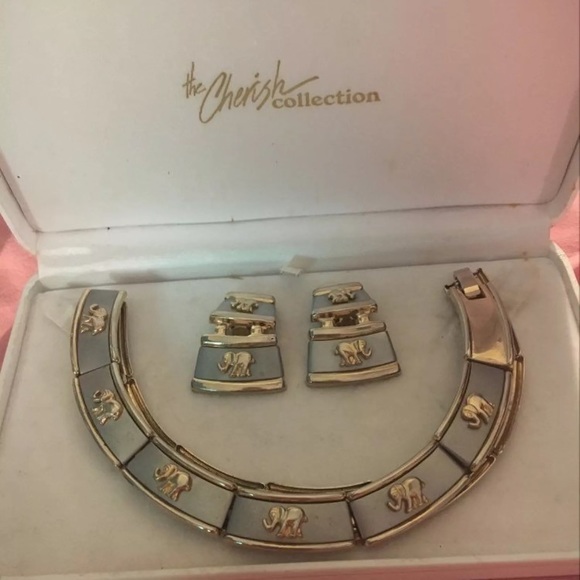 CHERISH collection choker and clip on earrings - Picture 2 of 2