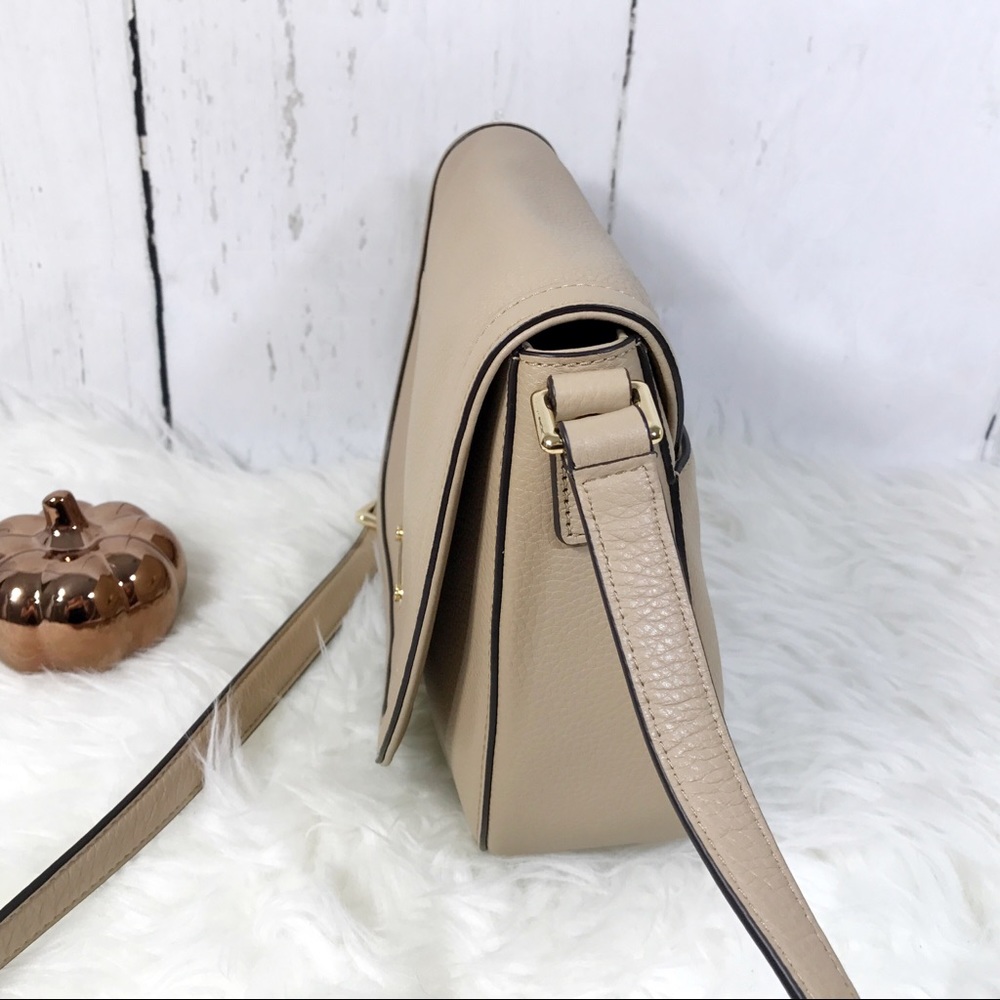❤️SOLD❤️Michael kors messenger bag/ purse leather - Picture 4 of 8