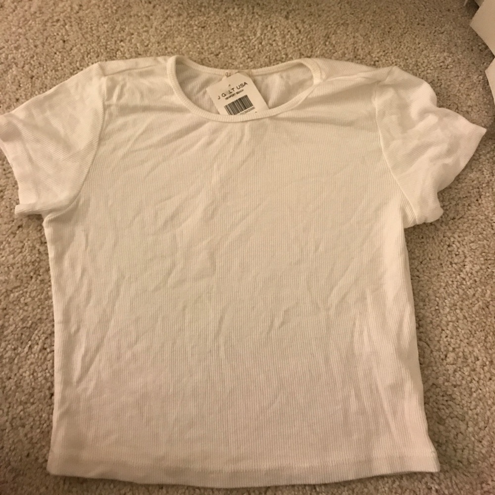 Brandy Melville t shirt