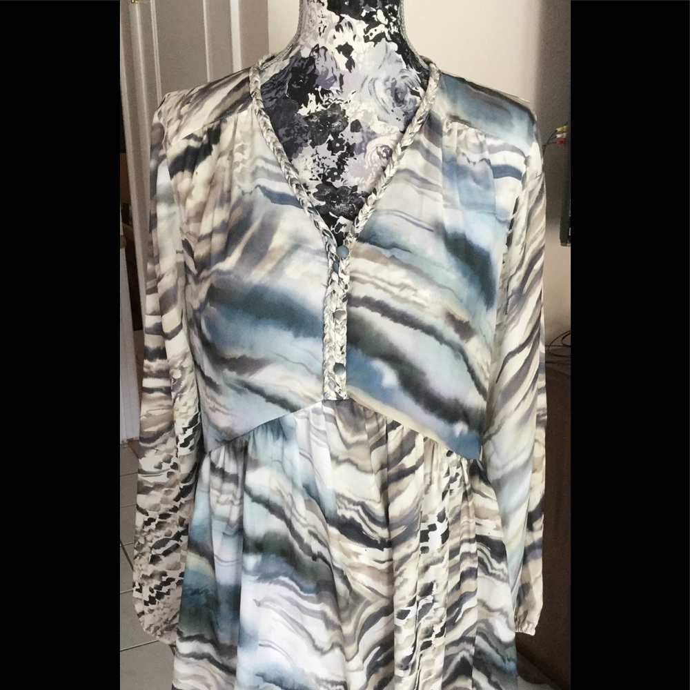 V-Christina long sleeve blouse
