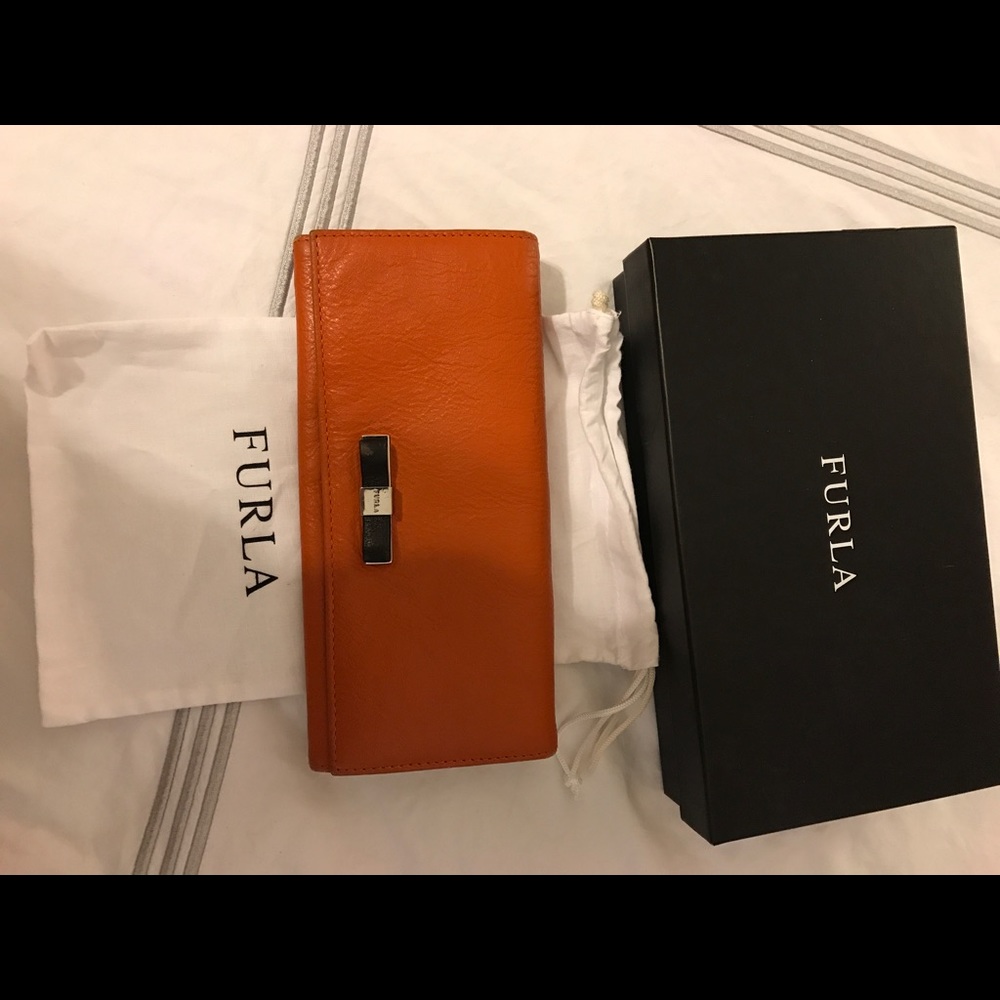 Furla wallet authentic