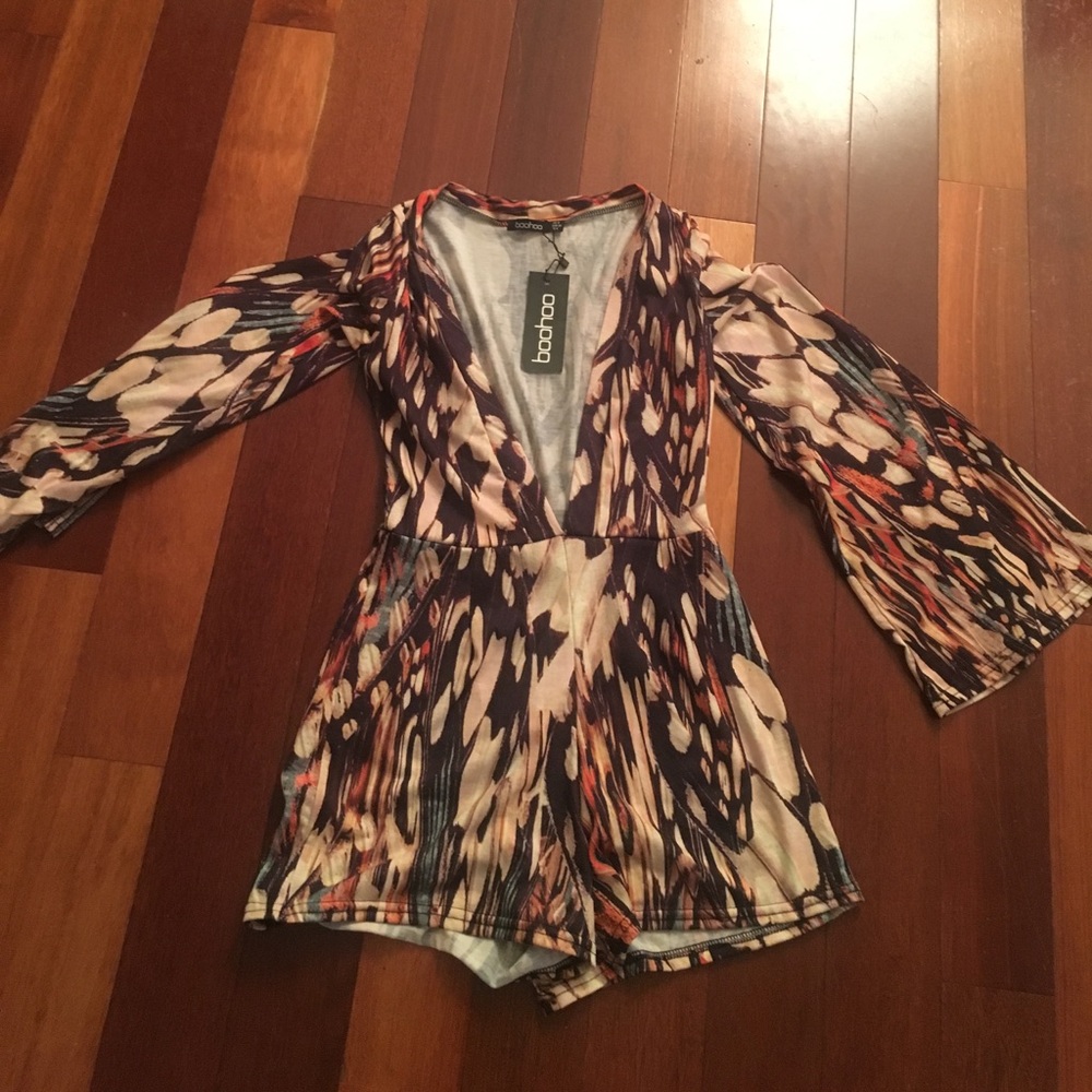 Boohoo multicolor romper