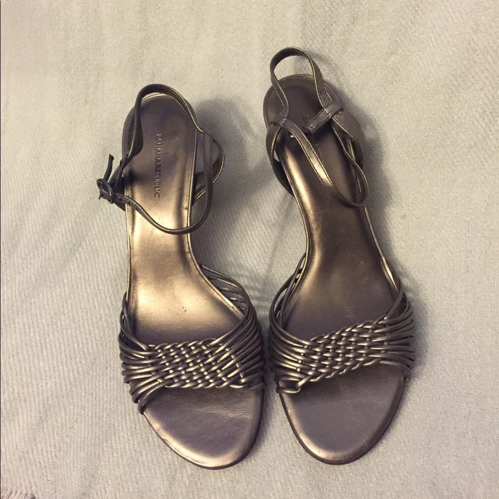 Banana republic heels