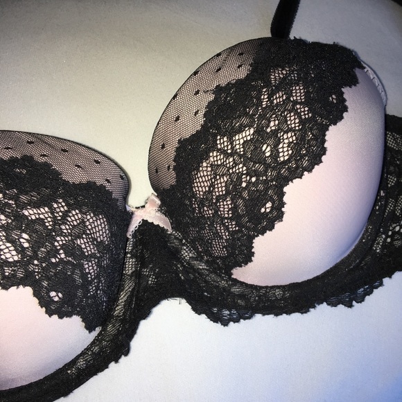 Victoria's Secret Other - NEW VS Pink Lace Bra