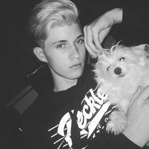 Meet your Posher, Austin