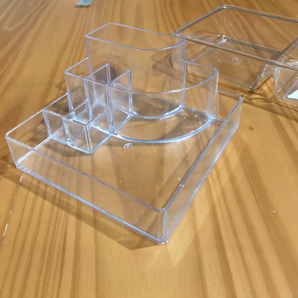Makeup holder jewelry holder plastic