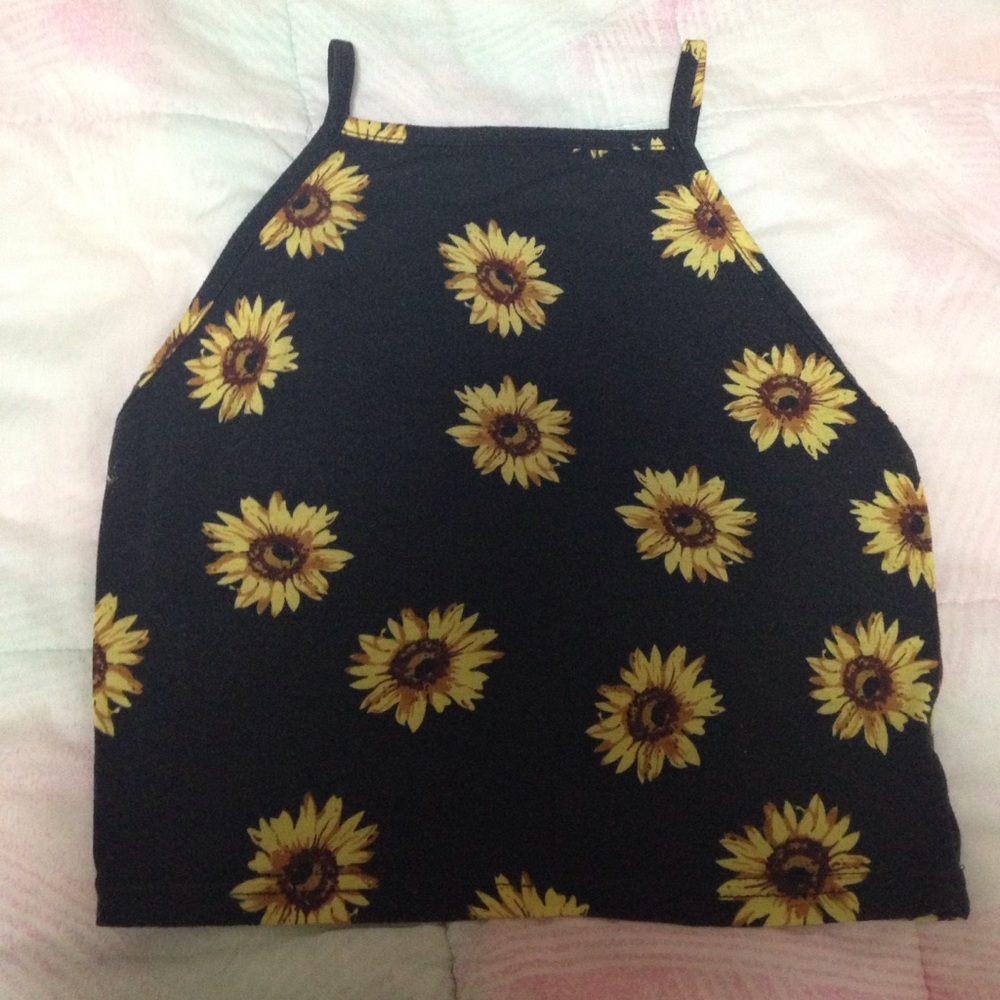 DAISY HALTER TOP