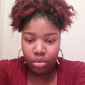 Meet your Posher, Cassie