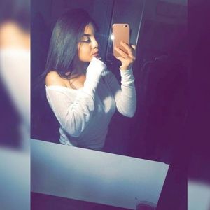 Meet your Posher, Faith