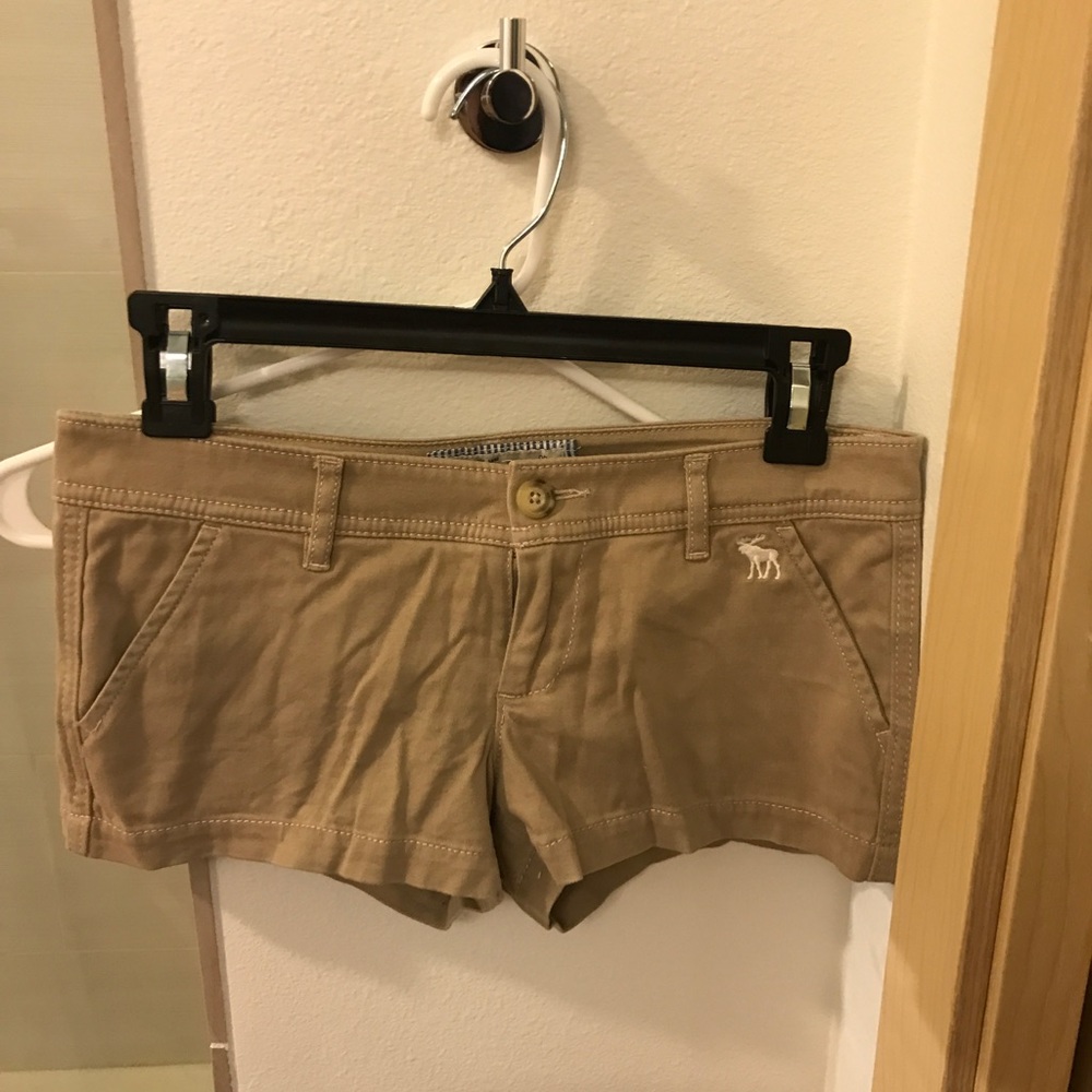 Abercrombie Shorts (size 00) (NEW)