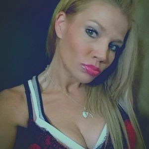 Meet your Posher, Kristie