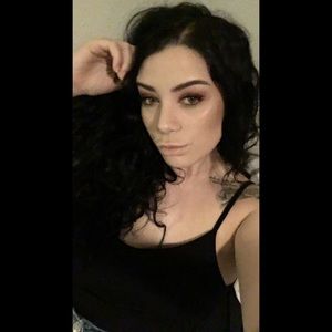 Meet your Posher, Angelica