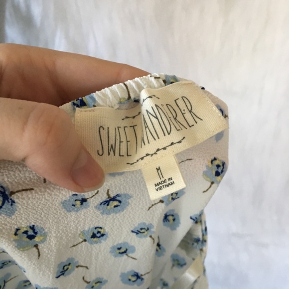 ✨ NEW Floral Off the Shoulder Bow Blouse - Picture 4 of 4