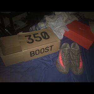 Yeezy Beluga V2' (UA)