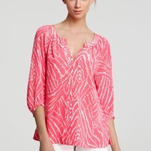 Lilly Pulitzer Moxy Top in brand new condition!
